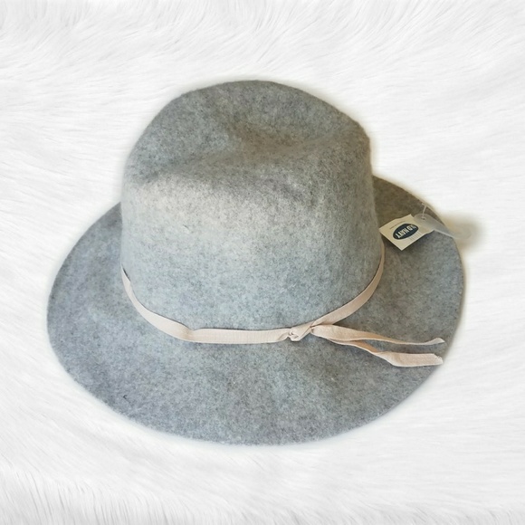New Lady's Gray Wool Hat - Picture 1 of 3
